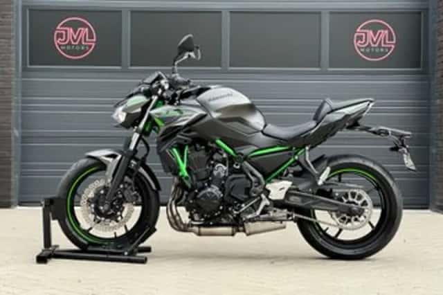 Kawasaki Z650 (2023) thumbnail 4
