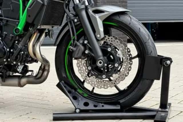 Kawasaki Z650 (2023) thumbnail 6
