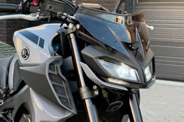 Yamaha MT-09 (2017) thumbnail 5
