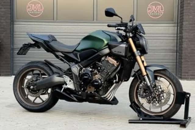 Honda CB650R (2024) thumbnail 1