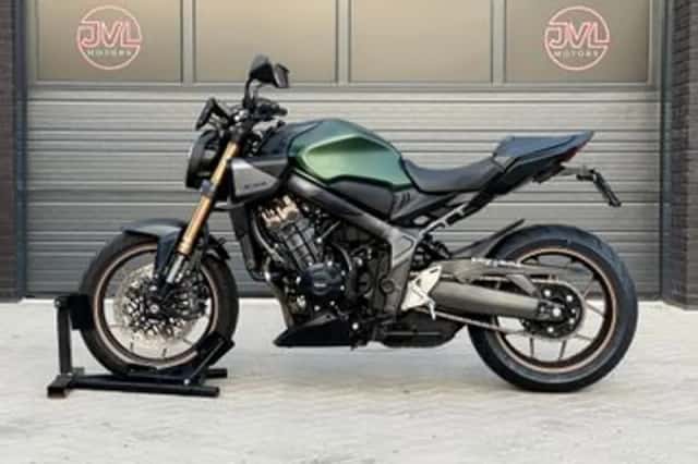 Honda CB650R (2024) thumbnail 4