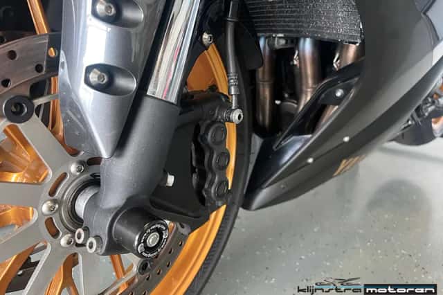 Yamaha R1 (2007) thumbnail 5