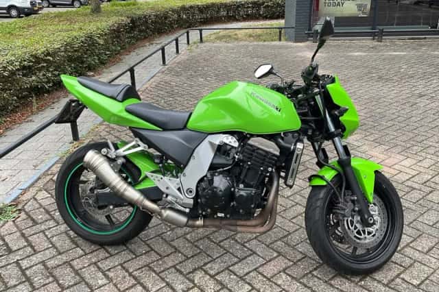Kawasaki Z750 (2006) thumbnail 1