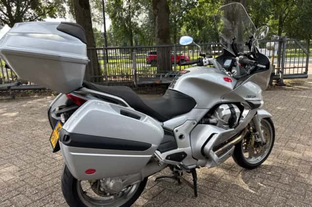 Moto Guzzi Norge 1200 (2006) thumbnail 4