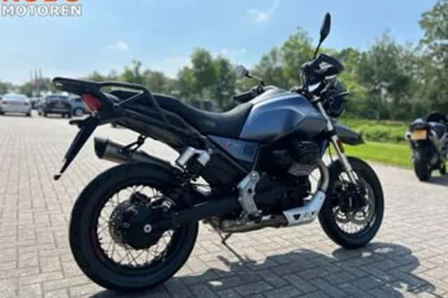 Moto Guzzi V85 TT (2019) thumbnail 4