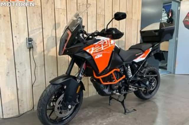KTM 1290 Super Adventure S (2018) thumbnail 2