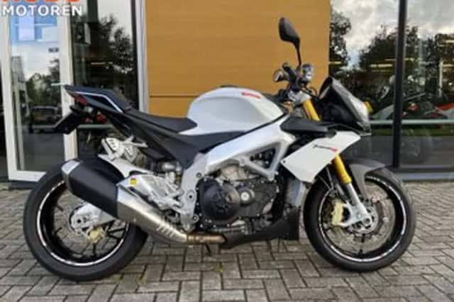 Aprilia Tuono V4 R Aprc (2014) thumbnail 1