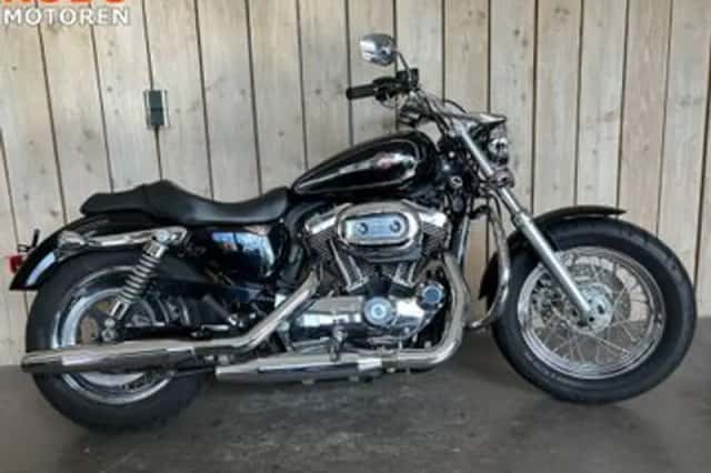 Harley-Davidson 1200 C Custom (2013) thumbnail 1