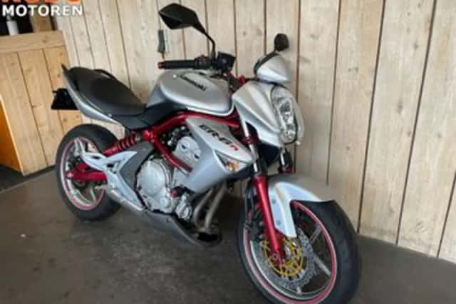 Kawasaki Er-6n (2006) thumbnail 2