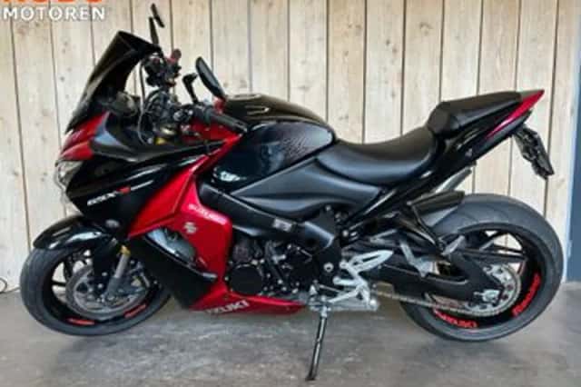 Suzuki GSX S 1000F (2016) thumbnail 3
