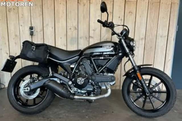 Ducati Scrambler CLASSIC (2016) thumbnail 1