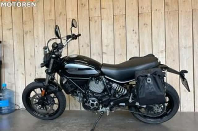 Ducati Scrambler CLASSIC (2016) thumbnail 3