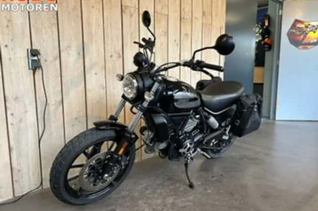 Ducati Scrambler CLASSIC (2016) thumbnail 6