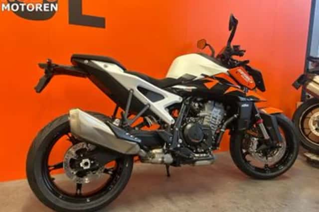 KTM 990 Duke (2026) thumbnail 4