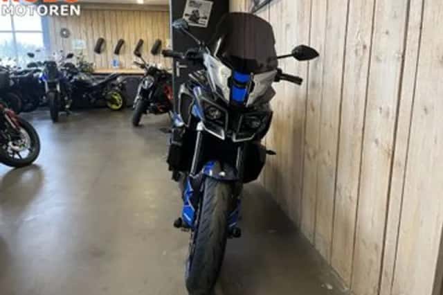 Yamaha MT-10 (2016) thumbnail 4