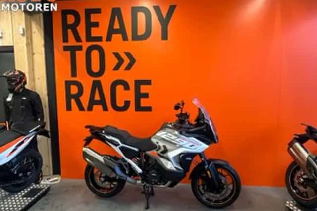 KTM 1290 Super Adventure S (2024) thumbnail 4