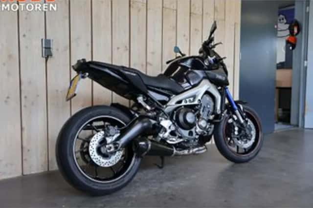 Yamaha MT-09 (2014) thumbnail 5