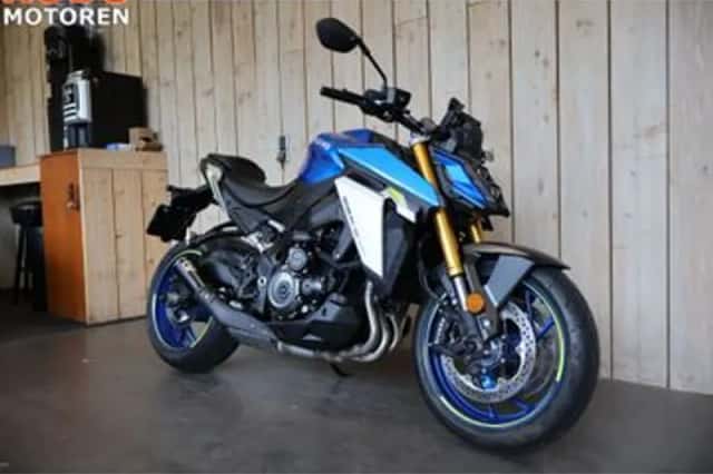 Suzuki GSX-S1000 (2022) thumbnail 2