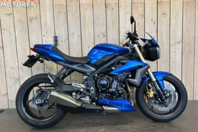 Triumph Street Triple (2013) thumbnail 1