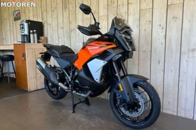 KTM 1390 Super Adventure S EVO (2026) thumbnail 2