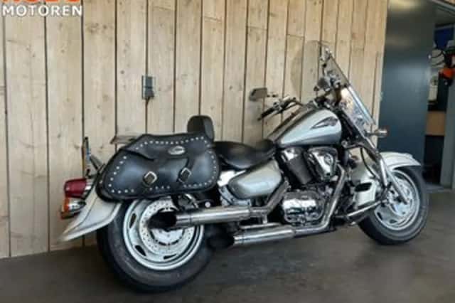 Suzuki VL1500 (2004) thumbnail 4