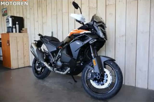 KTM 1390 Superadventure S (2026) thumbnail 2