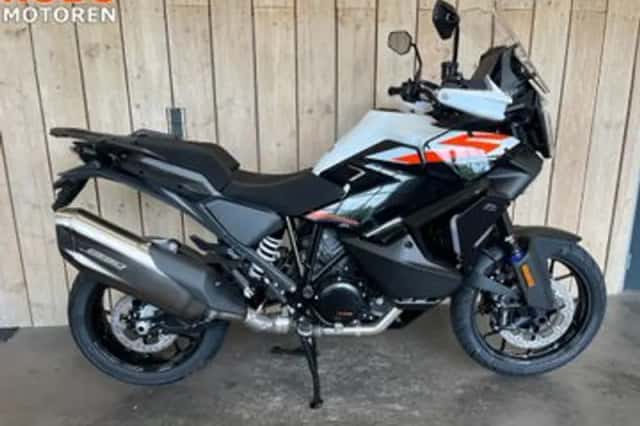 KTM 1390 Super Adventure S EVO (2026) thumbnail 1