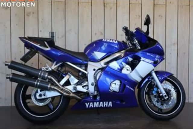 Yamaha R6 (2000) thumbnail 1