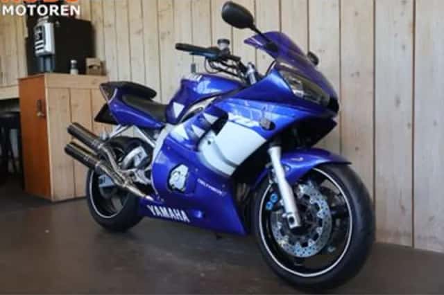 Yamaha R6 (2000) thumbnail 2