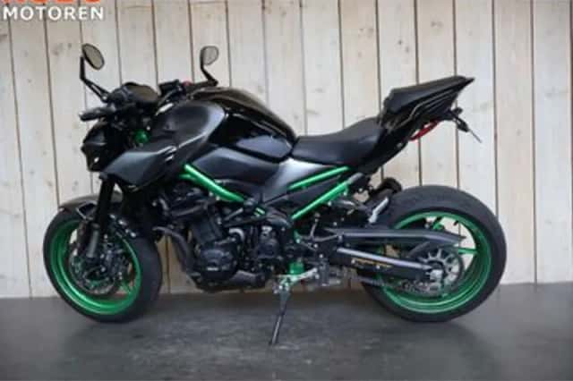 Kawasaki Z900 (2024) thumbnail 3