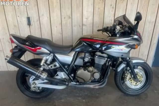 Kawasaki ZRX 1200 S (2001) thumbnail 1