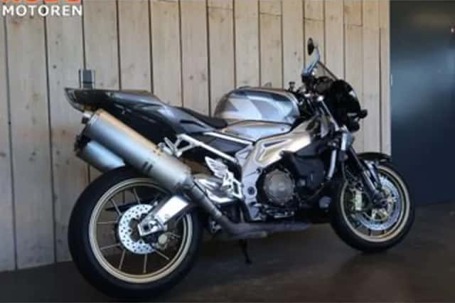 Aprilia Tuono (2006) thumbnail 4