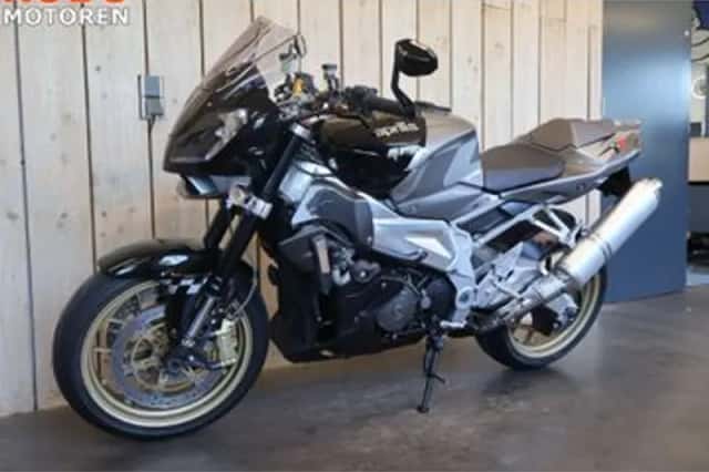 Aprilia Tuono (2006) thumbnail 5