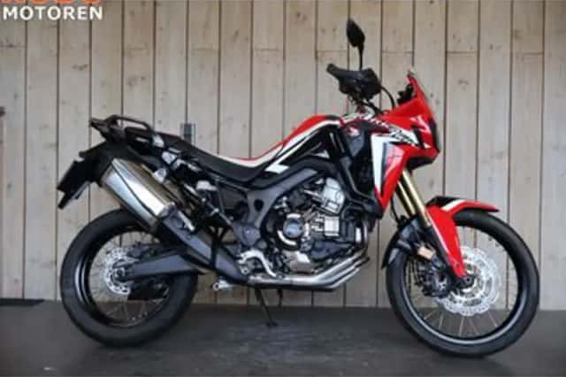 Honda CRF1000L (2016) thumbnail 1
