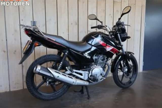 Yamaha YBR 125 (2012) thumbnail 4