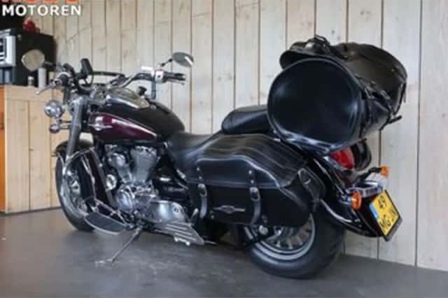 Suzuki Intruder C 800 (2016) thumbnail 6