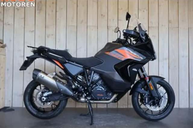KTM 1290 Super Adventure S (2022) thumbnail 1