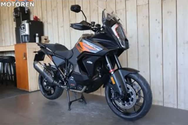 KTM 1290 Super Adventure S (2022) thumbnail 2