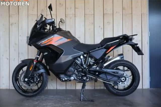 KTM 1290 Super Adventure S (2022) thumbnail 3