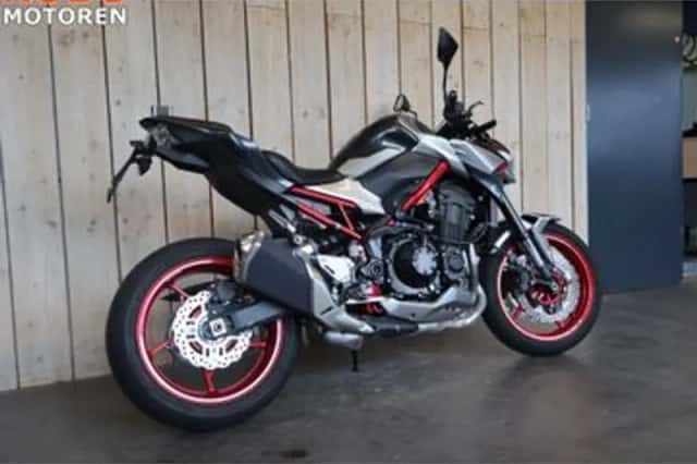 Kawasaki Z900 (2023) thumbnail 4