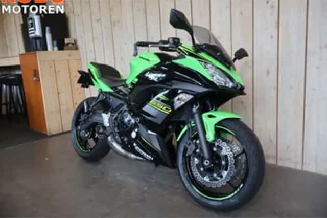 Kawasaki Ninja 650 (2018) thumbnail 2