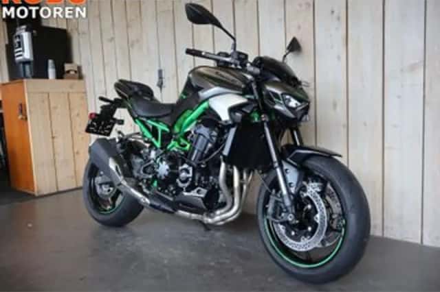 Kawasaki Z900 (2026) thumbnail 2
