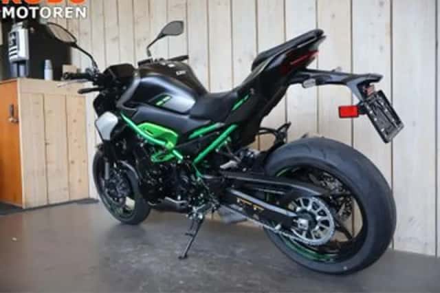Kawasaki Z900 (2026) thumbnail 6
