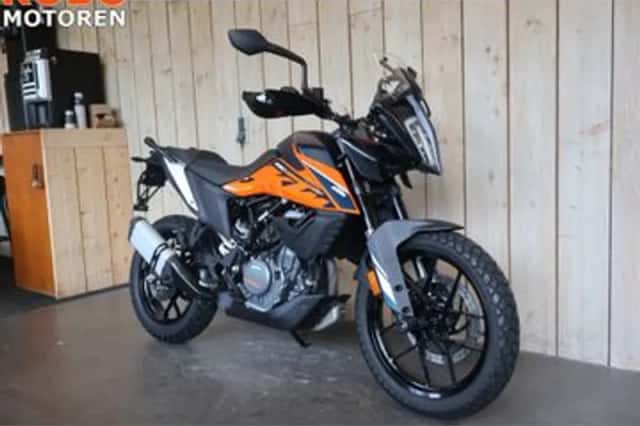 KTM 390 Adventure (2022) thumbnail 2