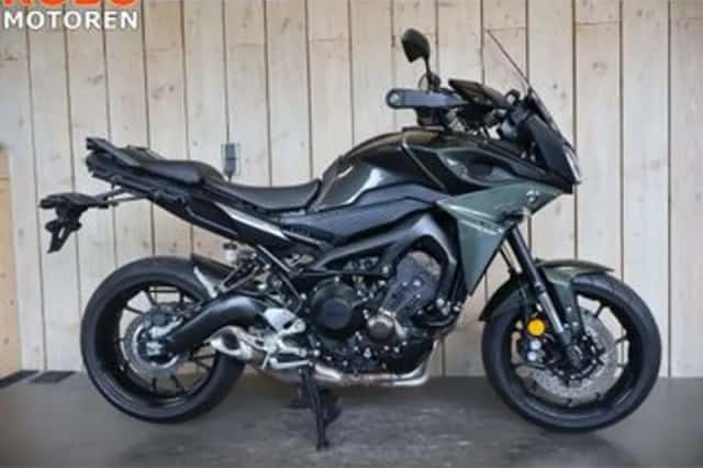 Yamaha Tracer 900 (2018) thumbnail 1