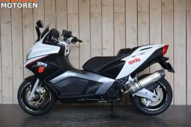 Aprilia SRV 850 (2012) thumbnail 1