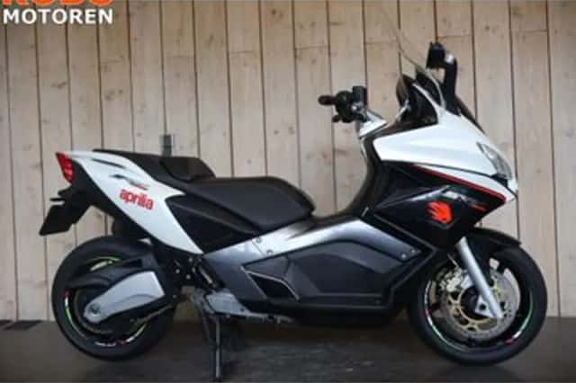 Aprilia SRV 850 (2012) thumbnail 3