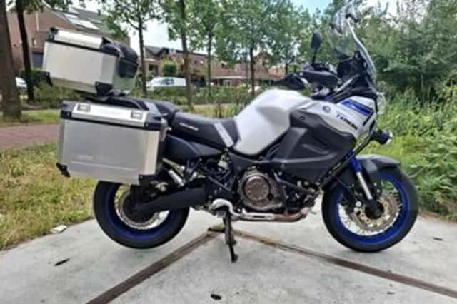 Yamaha XT 1200 ZE Super Tenere (2015) thumbnail 1