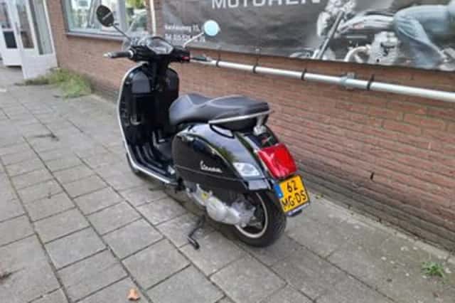 Vespa GTS (2015) thumbnail 5
