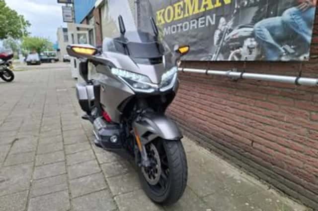 Honda GL 1800 Goldwing (2019) thumbnail 3
